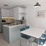 דירה 1er - Chic One-bedroom With Parking - Stayinantibes