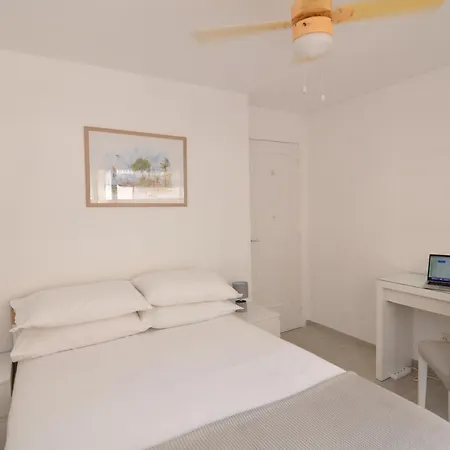 Apartmán 1er - Chic One-bedroom With Parking - Stayinantibes