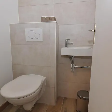 1er - Chic One-bedroom With Parking - Stayinantibes Apartment Antibes