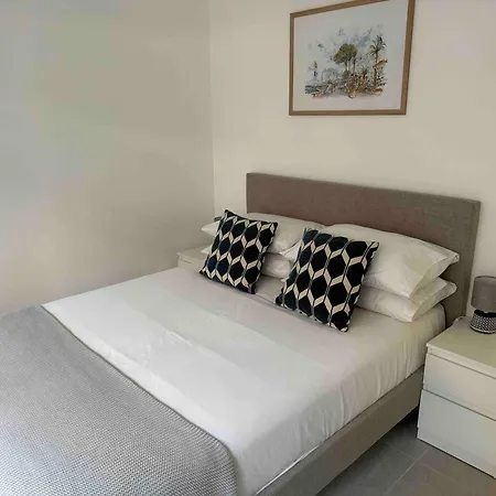 Апартаменты 1er - Chic One-bedroom With Parking - Stayinantibes Антиб